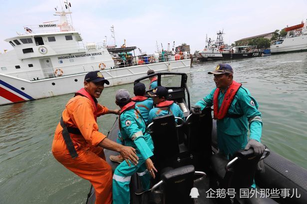 哈萨克斯坦失事客机黑匣子寻获成功